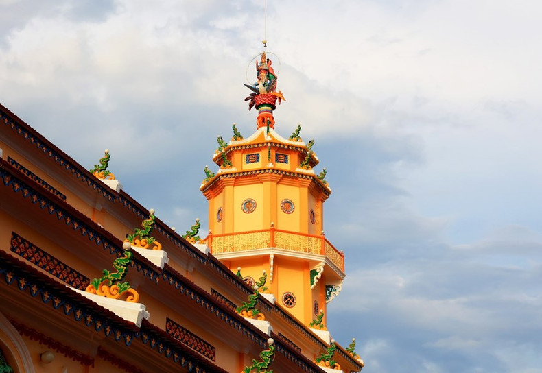 La Torre Octagonal son ocho trigramas que se pueden combinar para representar todas las cosas mediante una combinación de yin y yang.