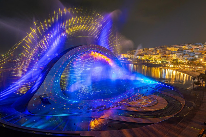 El espectáculo multimedia “Besos del mar” en Sunset Town. El espectáculo multimedia “Besos del mar” en Sunset Town.