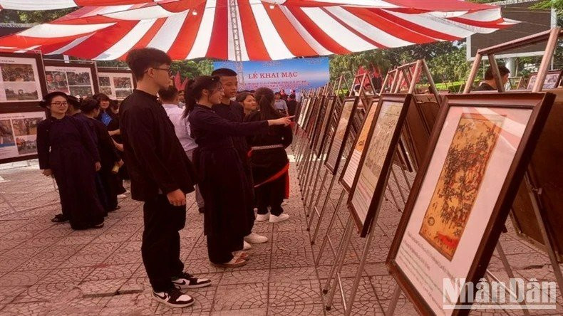 En la exposición. En la exposición.