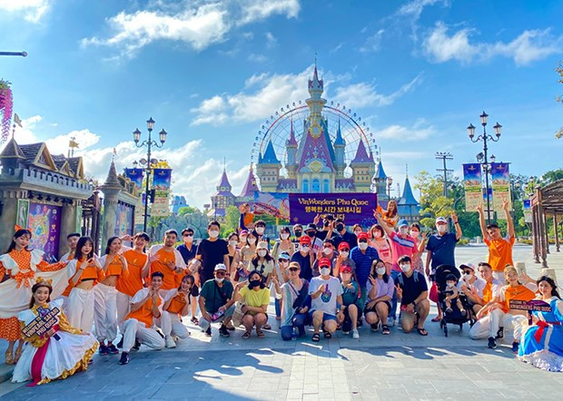 Turistas surcoreanos en el complejo VinWonders Phu Quoc. (Foto: VNA) Turistas surcoreanos en el complejo VinWonders Phu Quoc. (Foto: VNA)