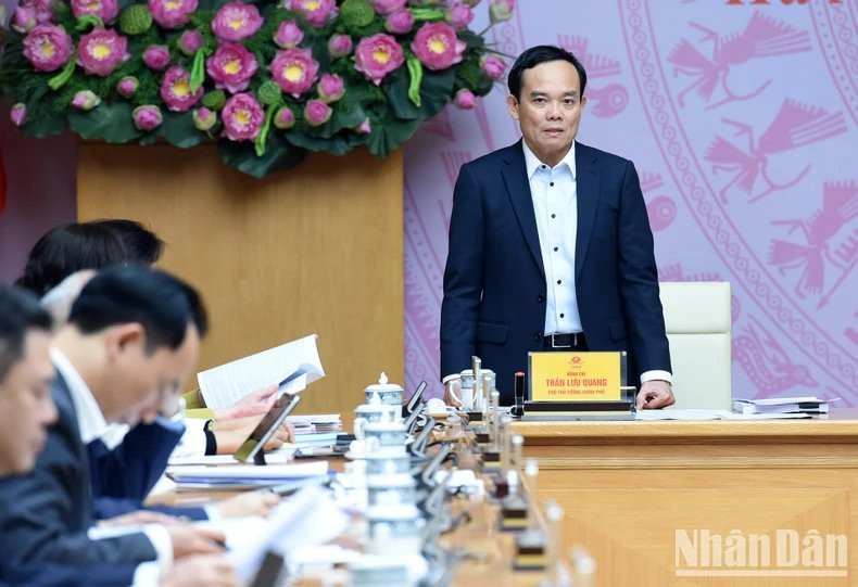 El viceprimer ministro Tran Luu Quang, vicepresidente permanente del Comité Nacional de Transformación Digital.