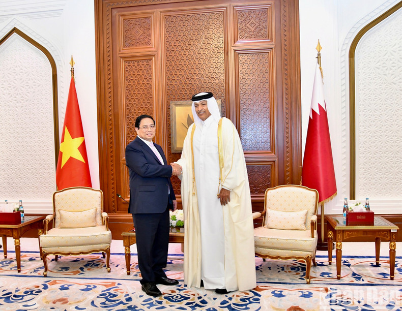 El primer ministro Pham Minh Chinh y el presidente de la Asamblea Consultiva de Catar, Hassan bin Abdullah Al-Ghanim. (Foto: Thanh Giang)