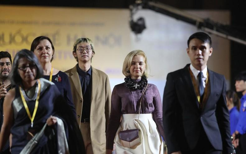 Artistas y cineastas internacionales en el evento. (Fotografía: Nhan Dan) Artistas y cineastas internacionales en el evento. (Fotografía: Nhan Dan)