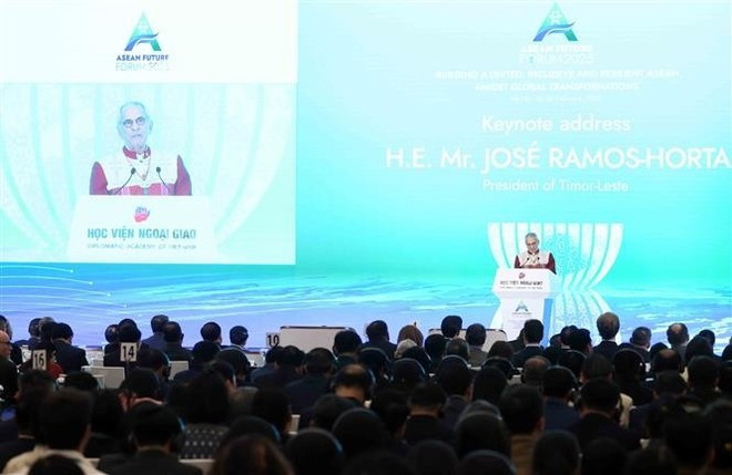El presidente de Timor Oriental, José Ramos-Horta, habla en el foro. (Foto: VNA) El presidente de Timor Oriental, José Ramos-Horta, habla en el foro. (Foto: VNA)