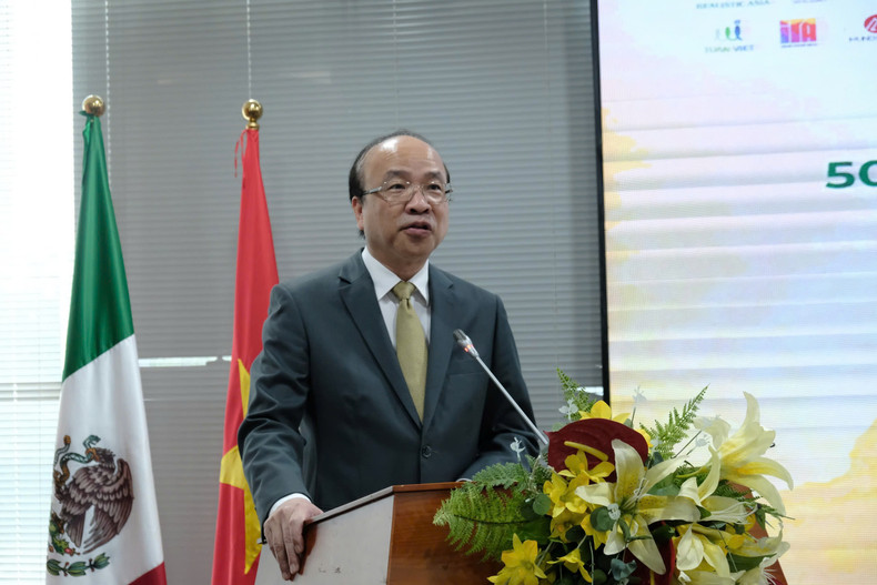 El doctor Phan Chi Hieu, presidente de la Academia de Ciencias Sociales de Vietnam, habla en el evento. (Foto: Thanh Hang)