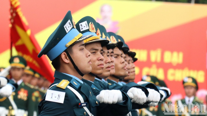 Bloque de Oficiales de la Fuerza de Defensa Aérea-Antiaérea. Bloque de Oficiales de la Fuerza de Defensa Aérea-Antiaérea.