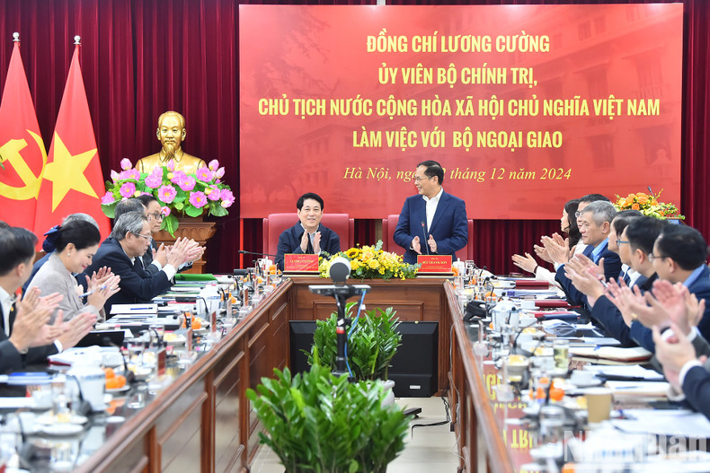 Escena de la reunión.