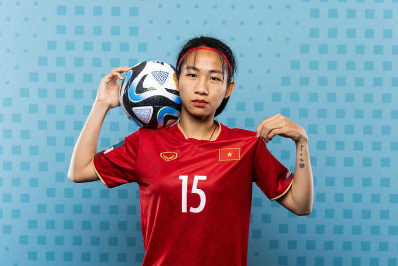 Delantera Nguyen Thi Thuy Hang (Club de fútbol femenino Carbón y Minerales de Vietnam) Delantera Nguyen Thi Thuy Hang (Club de fútbol femenino Carbón y Minerales de Vietnam)