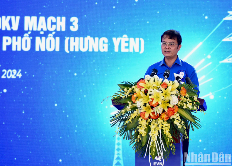 El primer secretario de la Unión de Jóvenes Comunistas Ho Chi Minh, Doan Bui Quang Huy, habla en el acto. El primer secretario de la Unión de Jóvenes Comunistas Ho Chi Minh, Doan Bui Quang Huy, habla en el acto.