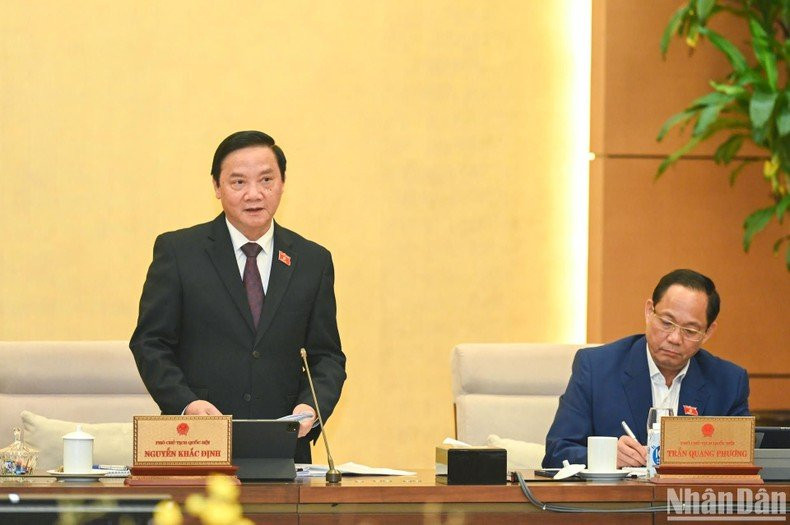 El vicepresidente del Parlamento Nguyen Khac Dinh. (Fotografía: Nhan Dan) El vicepresidente del Parlamento Nguyen Khac Dinh. (Fotografía: Nhan Dan)