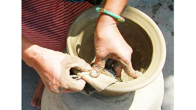 Originalidad de productos cerámicos de la etnia Cham ảnh 3