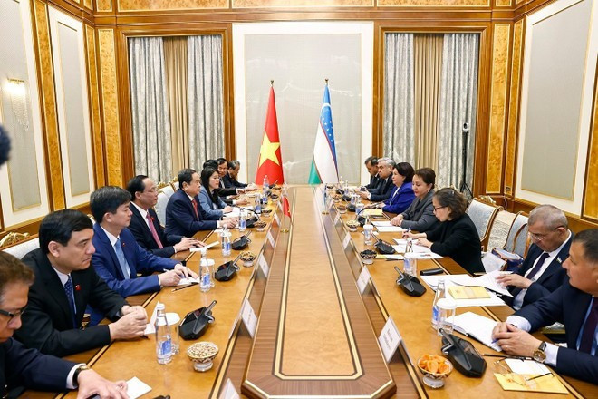 En la reunión. (Foto: VNA)