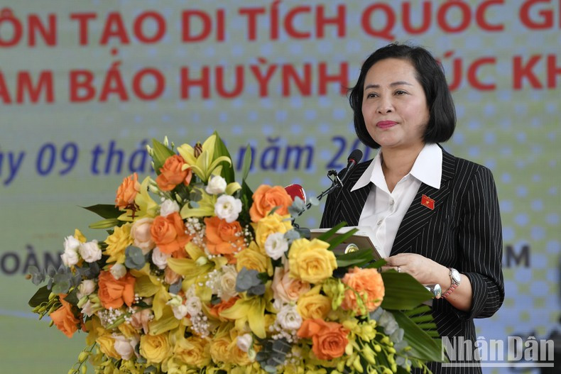 La vicepresidenta de la Asamblea Nacional, Nguyen Thi Thanh, interviene en el acto. La vicepresidenta de la Asamblea Nacional, Nguyen Thi Thanh, interviene en el acto.