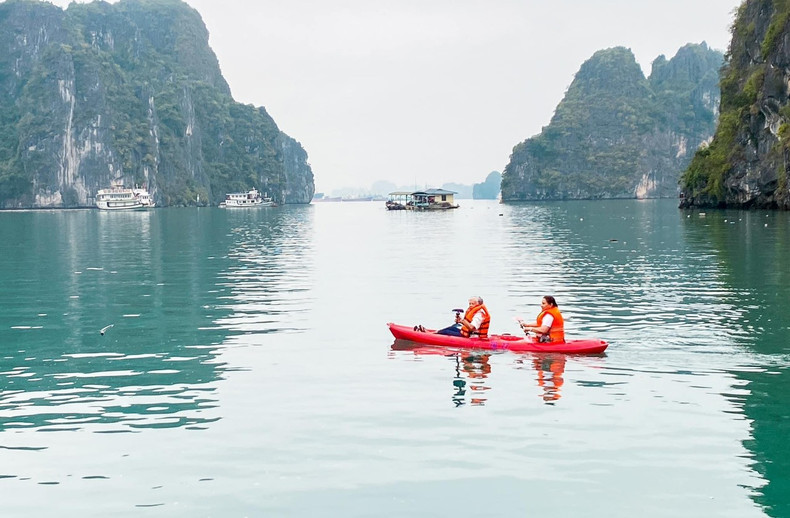 La Bahía de Ha Long sigue siengo destino favorito de los turistas españoles. (Foto: Cao Viet Linh/ Thanh Hang) La Bahía de Ha Long sigue siengo destino favorito de los turistas españoles. (Foto: Cao Viet Linh/ Thanh Hang)