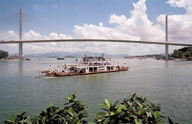 El puente Bai Chay (Quang Ninh) es un puente atirantado construido con AOD japonés. (Foto: VNA) El puente Bai Chay (Quang Ninh) es un puente atirantado construido con AOD japonés. (Foto: VNA)