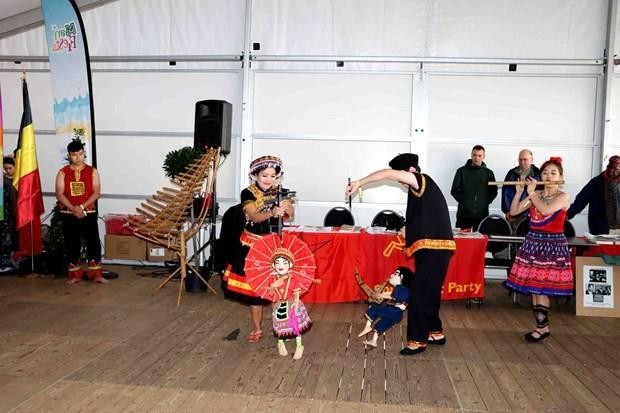 Espectáculo de marionetas acuáticas de Vietnam en el evento. (Fotografía: VNA) Espectáculo de marionetas acuáticas de Vietnam en el evento. (Fotografía: VNA)