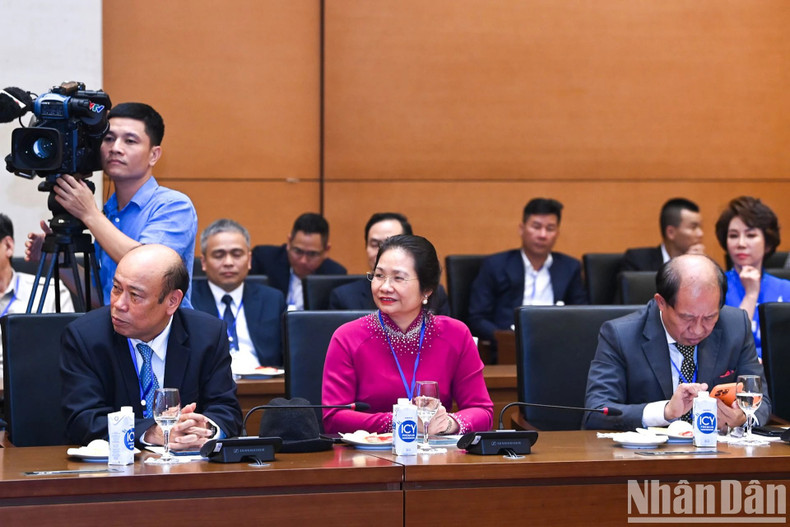 Representantes de empresas familiares destacadas en el encuentro.