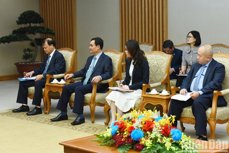 Representantes de los ministerios y sectores del gobierno vietnamita en la cita. Representantes de los ministerios y sectores del gobierno vietnamita en la cita.