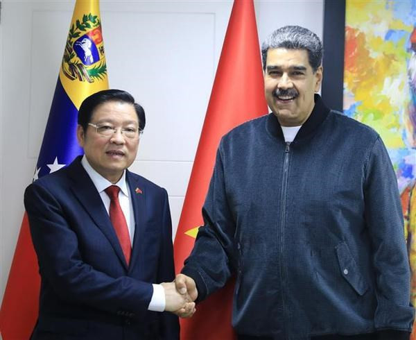 Phan Dinh Trac con el presidente Nicolás Maduro. (Foto: VNA) Phan Dinh Trac con el presidente Nicolás Maduro. (Foto: VNA)