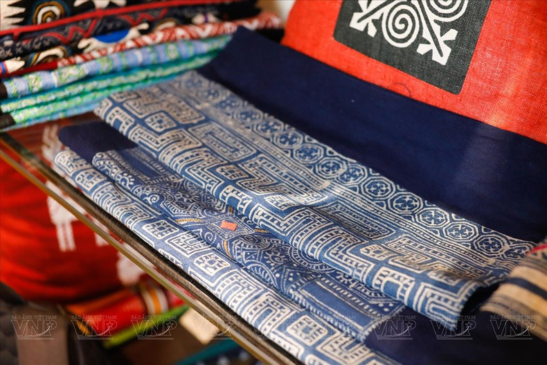 Productos de brocado de la etnia Mong. (Foto: Revista Ilustrada de Vietnam) Productos de brocado de la etnia Mong. (Foto: Revista Ilustrada de Vietnam)