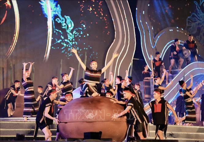 Esena artística en el Festival. (Foto: VNA)