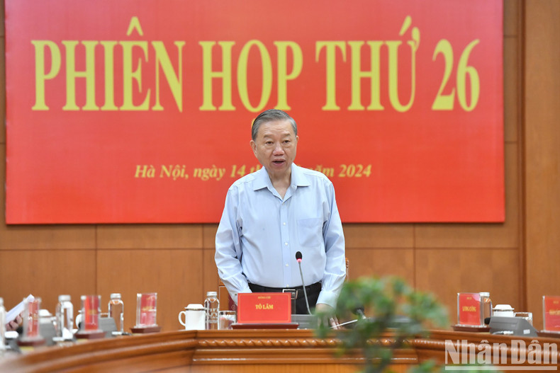 El secretario general del PCV y presidente del país, To Lam, habla en la reunión.