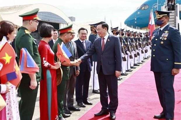 Presidente del Parlamento vietnamita inicia visita oficial a Filipinas. (Fotografía:VNA)