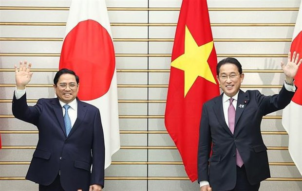 Durante su visita oficial a Japón en noviembre de 2021, el primer ministro de Vietnam, Pham Minh Chinh, y su homólogo japonés, Kishida Fumi, o emitieron una Declaración Conjunta. (Fuente: VNA) Durante su visita oficial a Japón en noviembre de 2021, el primer ministro de Vietnam, Pham Minh Chinh, y su homólogo japonés, Kishida Fumi, o emitieron una Declaración Conjunta. (Fuente: VNA)