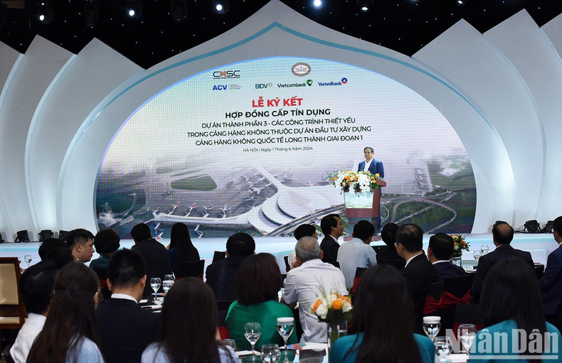 Escena de la ceremonia. Escena de la ceremonia.