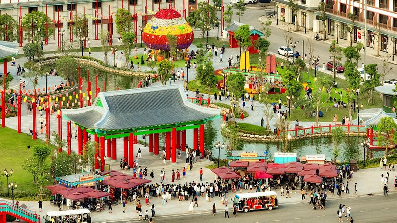 El parque cultural surcoreano K-Park. El parque cultural surcoreano K-Park.