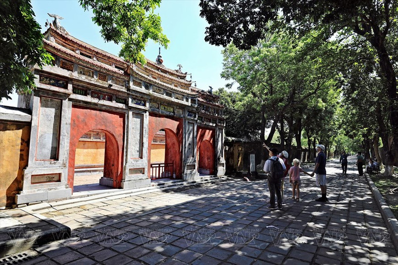 Zona de la puerta principal del Palacio Dien Tho. (Fuente:VNA) Zona de la puerta principal del Palacio Dien Tho. (Fuente:VNA)