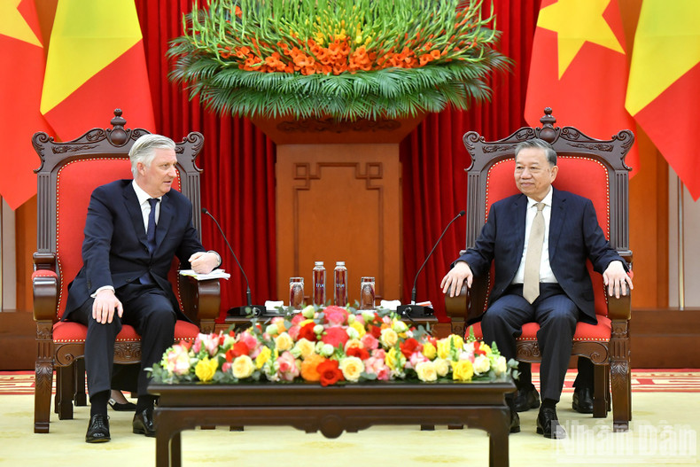 El líder partidista vietnamita y del rey de Bélgica.