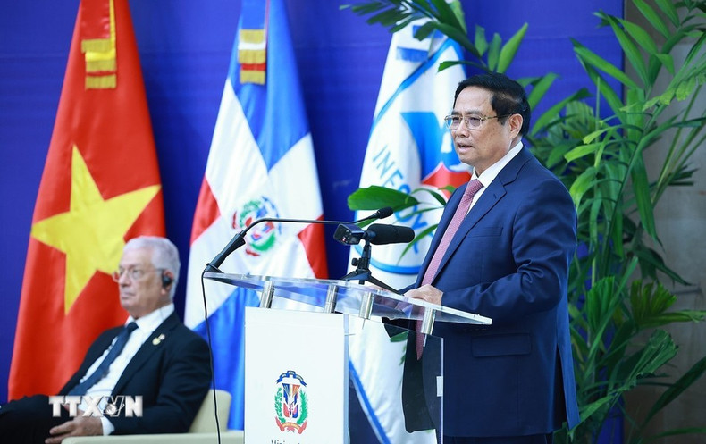 El primer ministro vietnamita, Pham Minh Chinh, interviene en el evento. (Foto: VNA) El primer ministro vietnamita, Pham Minh Chinh, interviene en el evento. (Foto: VNA)