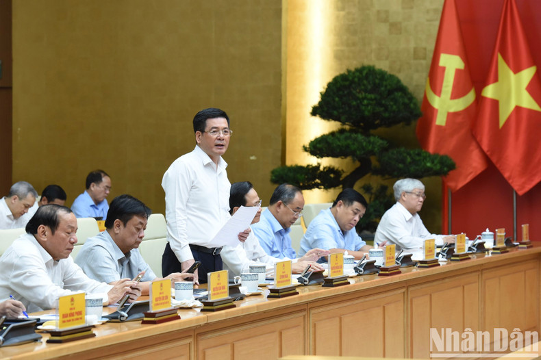 El ministro de Industria y Comercio, Nguyen Hong Dien. El ministro de Industria y Comercio, Nguyen Hong Dien.