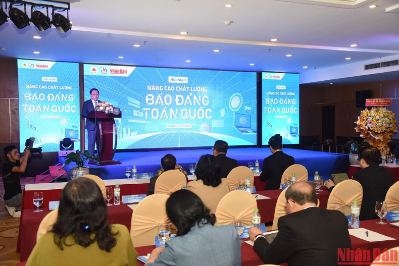 Escena de la sesión inaugural de la conferencia.