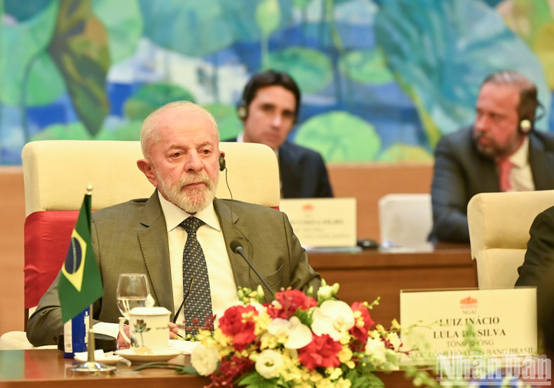 El presidente brasileño, Luiz Inácio Lula da Silva, habla en la cita. El presidente brasileño, Luiz Inácio Lula da Silva, habla en la cita.