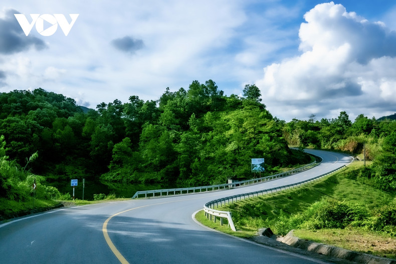 Esta obra natural se ha convertido en un destino ideal para los interesados en viajar y explorar.