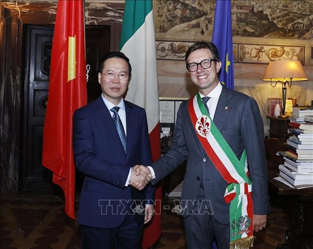 El presidente de Vietnam, Vo Van Thuong, y el alcalde de Florencia, Dario Nardella. (Foto: VNA) El presidente de Vietnam, Vo Van Thuong, y el alcalde de Florencia, Dario Nardella. (Foto: VNA)