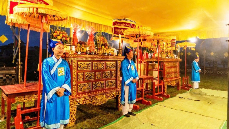 El ritual se celebra para invocar condiciones climáticas favorables, cosechas prósperas y bienestar para la población. El ritual se celebra para invocar condiciones climáticas favorables, cosechas prósperas y bienestar para la población.