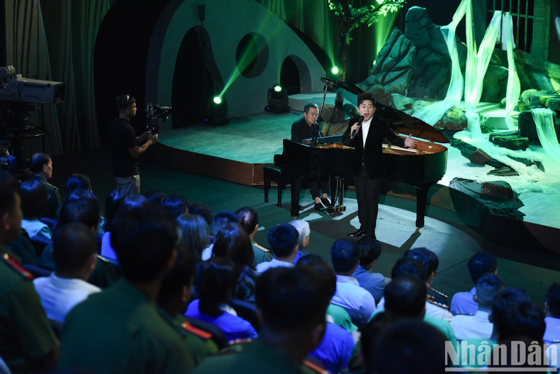 El programa tiene por objeto compartir las pérdidas con las víctimas del tifón Yagi. El programa tiene por objeto compartir las pérdidas con las víctimas del tifón Yagi.