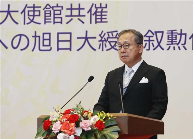 El embajador de Japón en Vietnam, Yamada Takio, habla en el evento. (Foto: VNA)