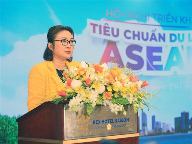 La subjefa del Servicio de Turismo de Ciudad Ho Chi Minh, Bui Thi Ngoc Hieu. (Foto: VNA)