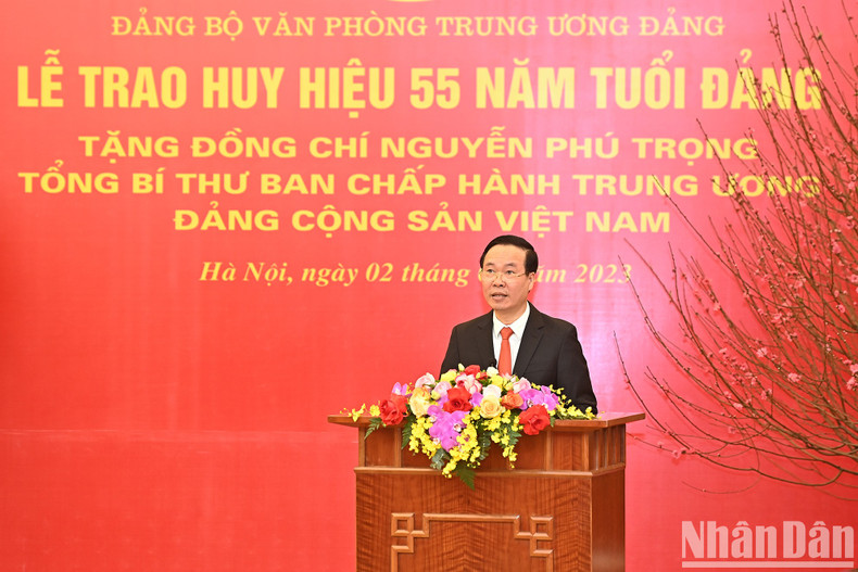 El miembro permanente del Secretariado del Comité Central del PCV, Vo Van Thuong, habla en la cita. El miembro permanente del Secretariado del Comité Central del PCV, Vo Van Thuong, habla en la cita.