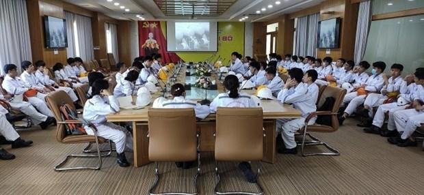 Estudiantes de la Universidad de Petróleo de Vietnam tienen oportunidades de práctica en las compañías petroleras. (Fotografía: VNA)
