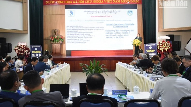 Escenario del seminario. Escenario del seminario.