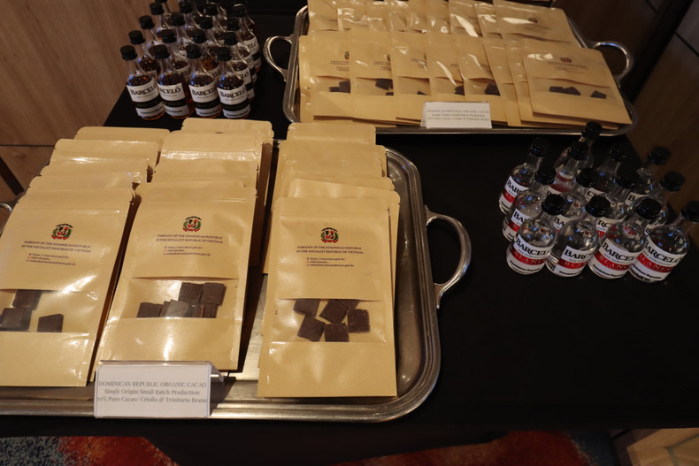 Cacao orgánico dominicano en exhibición en el evento. (Foto: Thanh Hang)