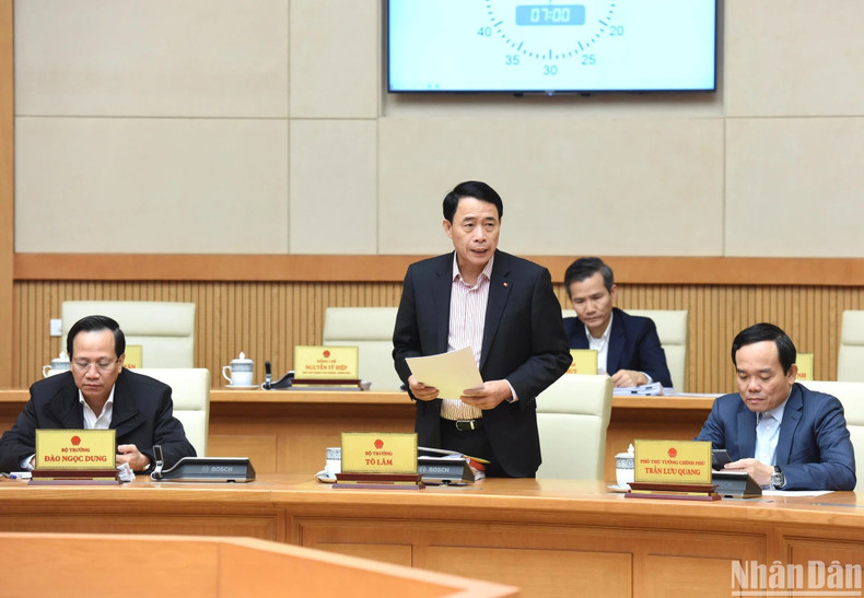 El viceministro de Seguridad Pública, Le Quoc Hung, interviene en la cita. El viceministro de Seguridad Pública, Le Quoc Hung, interviene en la cita.