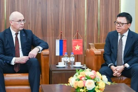 [Vídeo] Diario Nhan Dan recibe a una delegación de la agencia TASS 