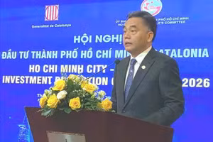 Nguyen Loc Ha, vicepresidente permanente del Comité Popular de Ciudad Ho Chi Minh, habla en el evento. (Foto: sggp.org.vn)