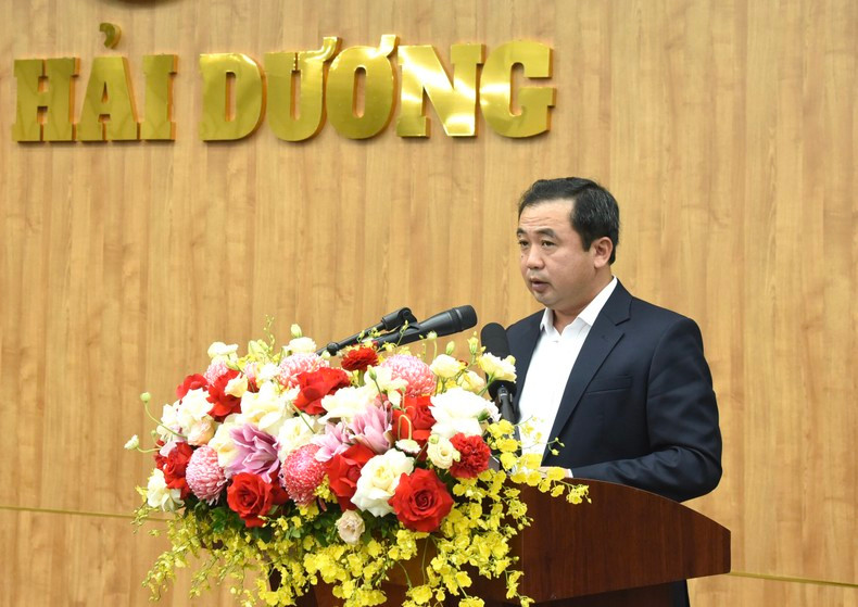 El secretario del Comité del Partido Comunista de Vietnam en Hai Duong, Tran Duc Thang, interviene en el evento. El secretario del Comité del Partido Comunista de Vietnam en Hai Duong, Tran Duc Thang, interviene en el evento.
